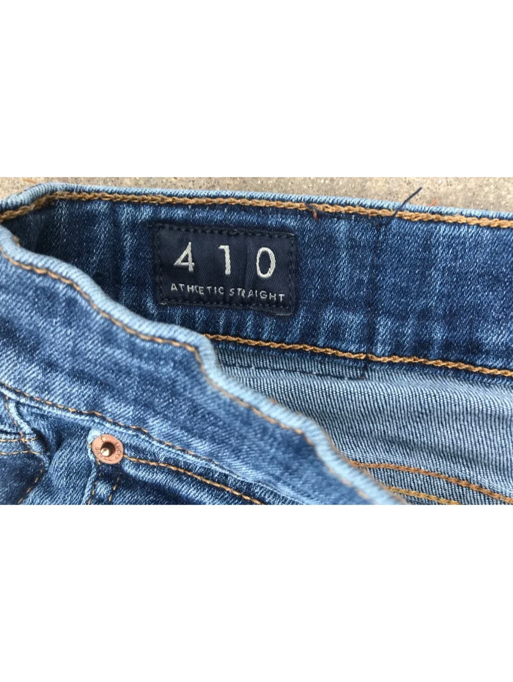 Lucky Brand 410 Athletic Slim Jeans Mens 38x29 Medium Wash Denim Casual Stretch